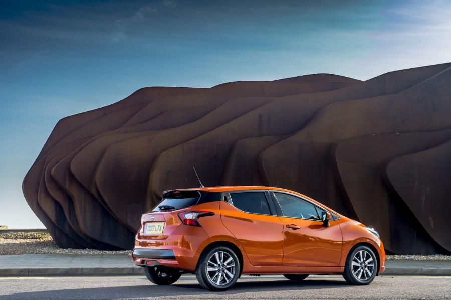  Nissan Micra 2017 года  (UK) (фото 8 из 40)